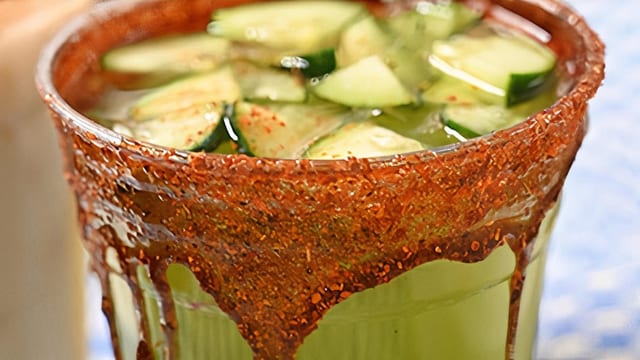 Fresh Cucumber Agua.